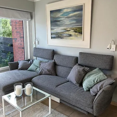 Apartment Liebevoll Auf *