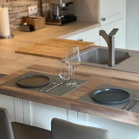 Liebevoll Auf Apartment *